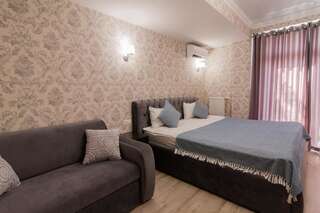Отель Отель Классик Кишинёв Улучшенный двухместный номер с 1 кроватью или 2 отдельными кроватями-8