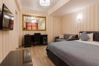 Отель Отель Классик Кишинёв Улучшенный двухместный номер с 1 кроватью или 2 отдельными кроватями-20